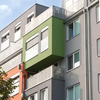 Proč by mělo být stínění v bytech standardem?