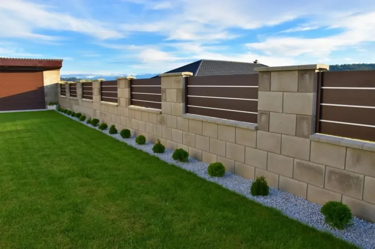 Vrata, Brány, Ploty