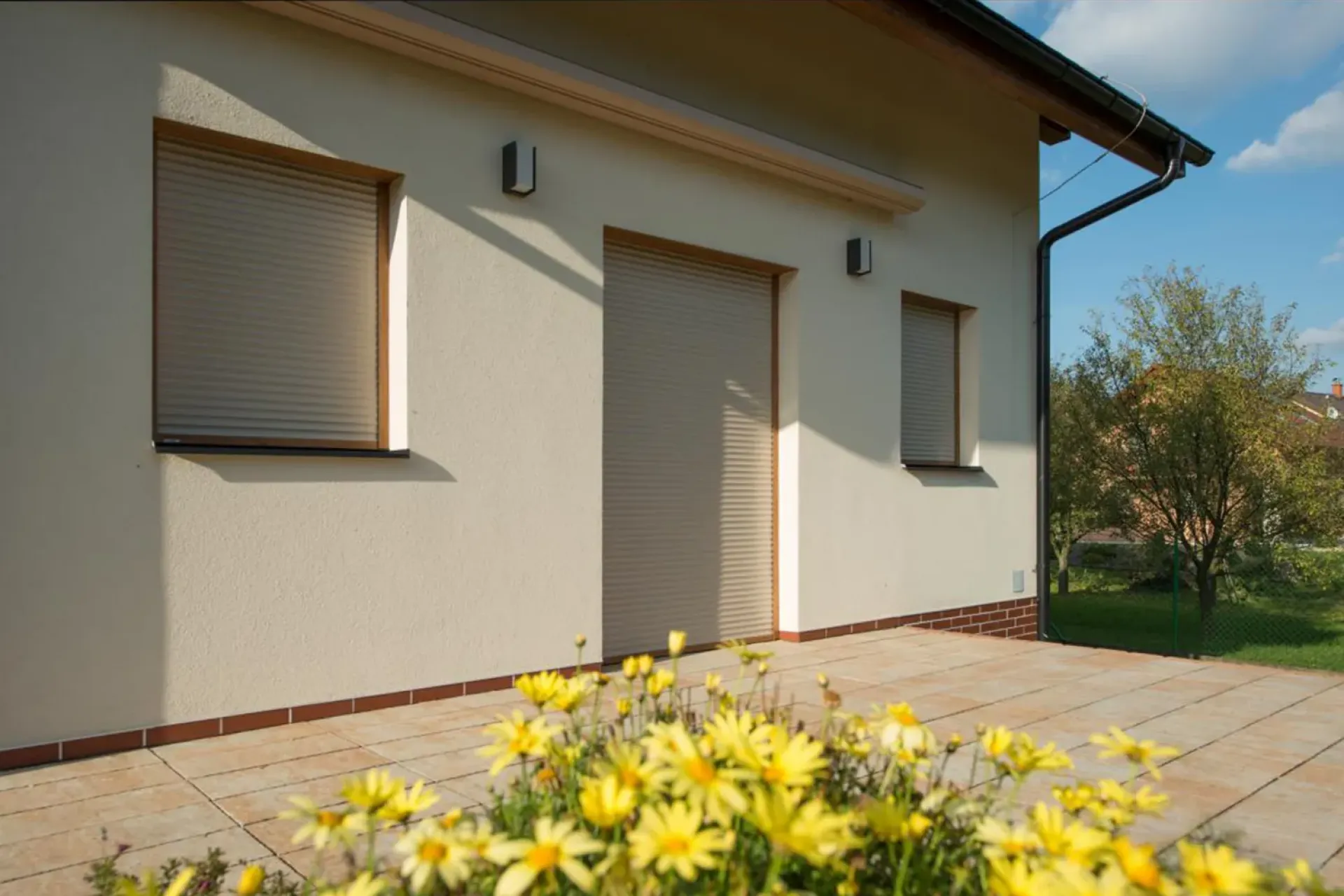 Venkovní rolety plastové