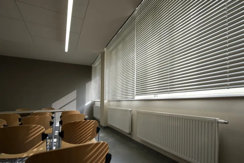 Vnitřní žaluzie INT-50