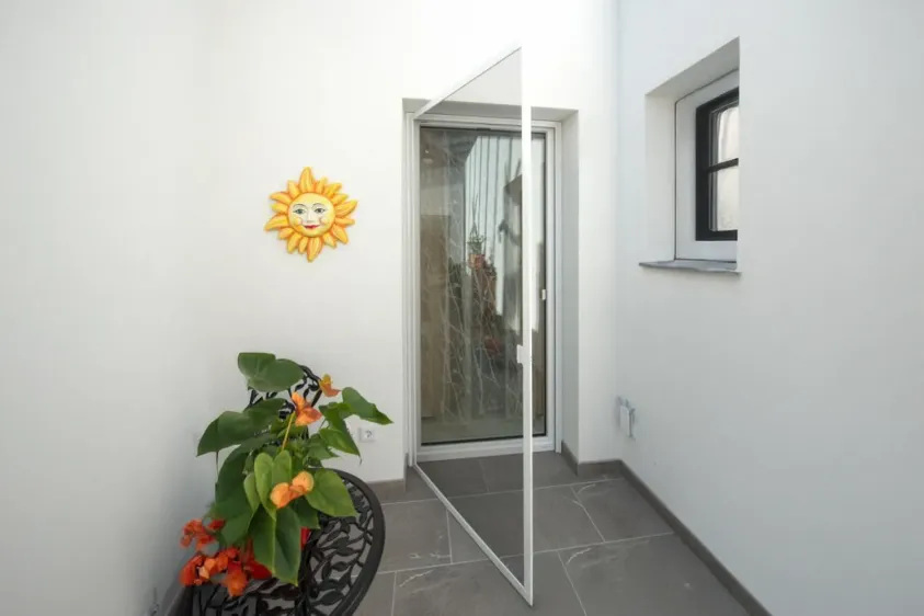 Dveřní síť proti hmyzu Ultra