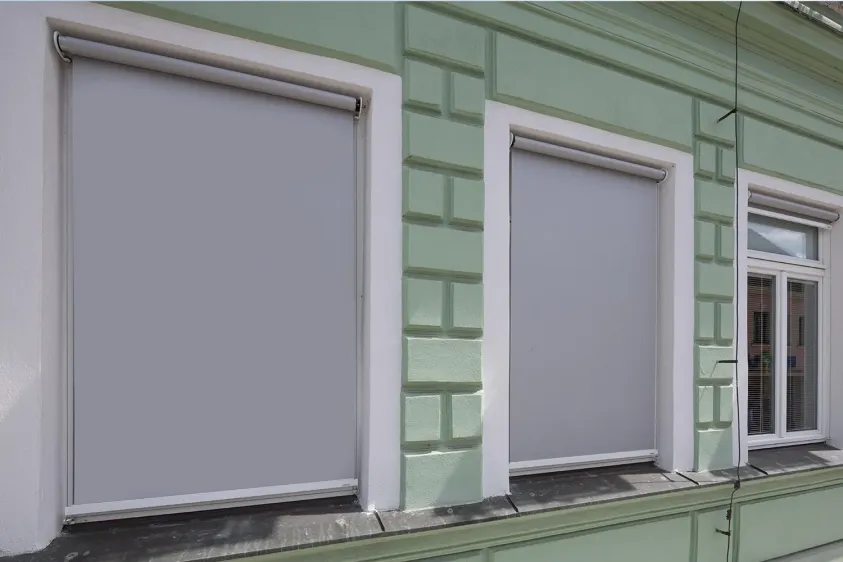 Screenová roleta V-ROLL 63