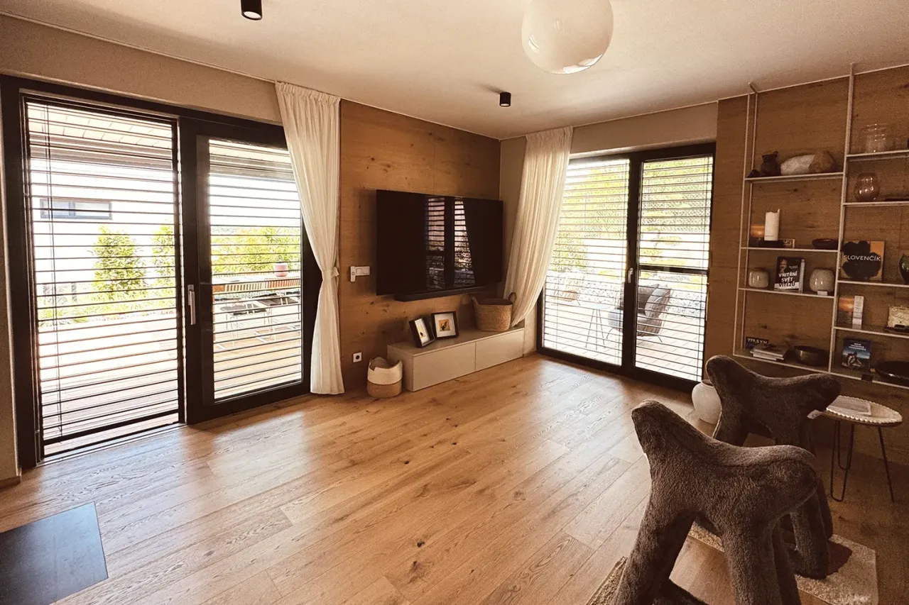 Venkovní žaluzie Climax Z-90 Noval