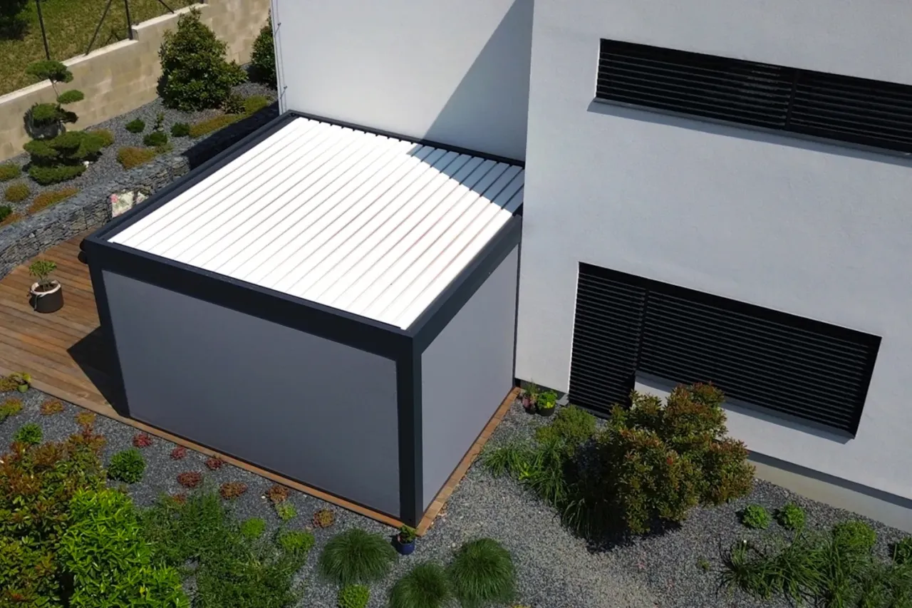 Bioklimatická pergola Climax Lamelino